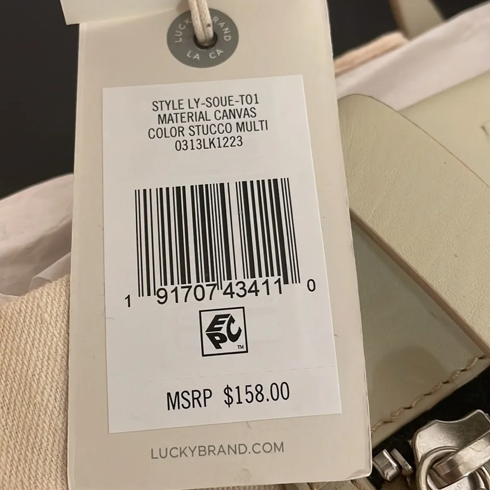 NWT - Lucky Brand ladies over the shoulder hobo bag. - Picture 7 of 7